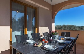 Outdoor dining - 3 bedroom stunning apartment in Kavran (Kavran)