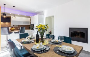 Dining - 3 bedroom stunning apartment in Kavran (Kavran)