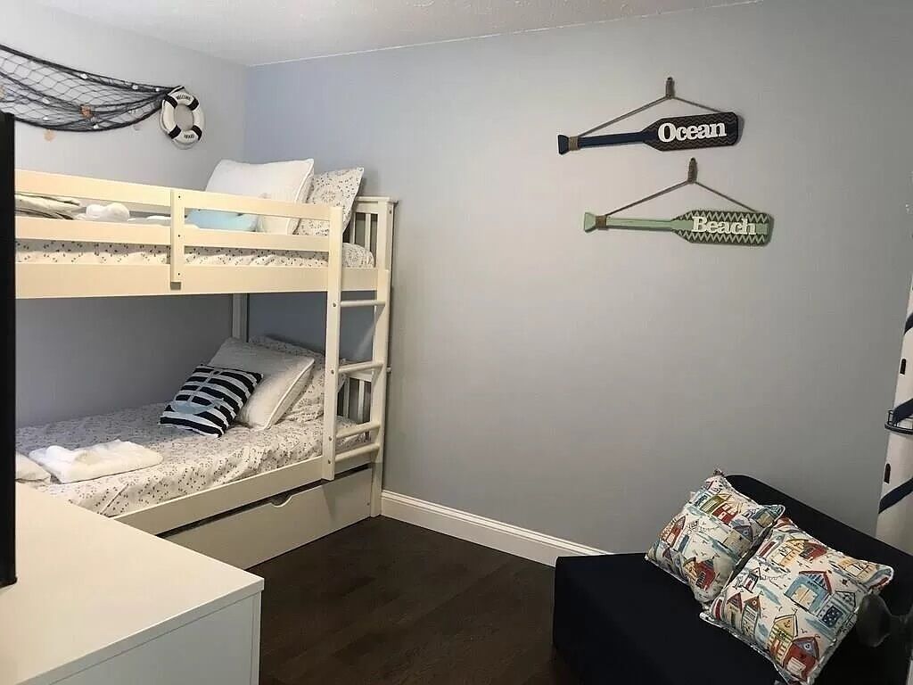 Renovated Home with heated pool near the beach! Limited summer weeks available