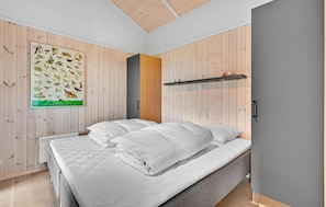4 chambres, lit de bébé portatif, accès au Wi-Fi (inclus)