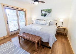 5 chambres, fer et planche à repasser, lit parapluie, Wi-Fi