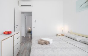 3 soverom, safe på rommet, reiseseng for barn og wi-fi (inkludert)