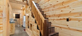 Beautiful cabins with a pool in a peaceful setting