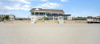 Beach House w/ a VIEW! Walk to Beach and Newport