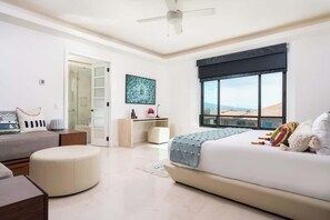 4 habitaciones, escritorio, tabla de planchar con plancha y wifi