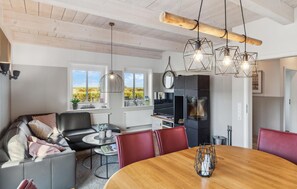 Fireplace, stereo - Awesome home in Dagebüll with WiFi (Dagebüll)