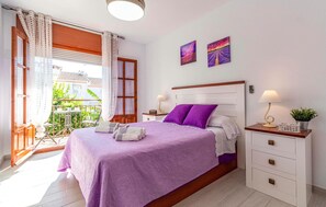 3 slaapkamers, reisbedje, gratis wifi, beddengoed