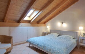 2 chambres, lit de bébé portatif, accès au Wi-Fi (inclus)