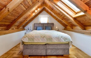 2 soverom, safe på rommet, reiseseng for barn og wi-fi (inkludert)