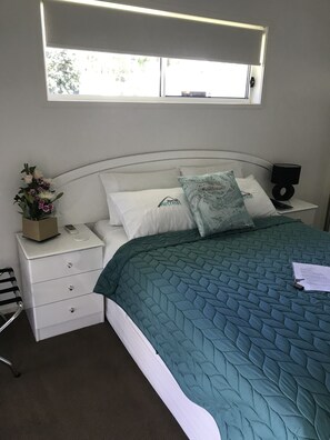 2 bedrooms, iron/ironing board, WiFi, bed sheets - Beerwah Retreat B&B  (Beerwah)