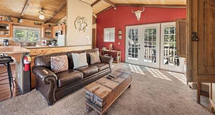 Lunar Lodge - Forest Views | Fireplace | Smart TV