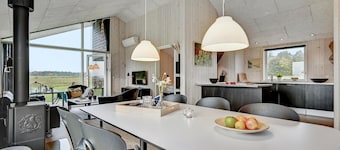 Pet friendly home in Grenaa with WiFi