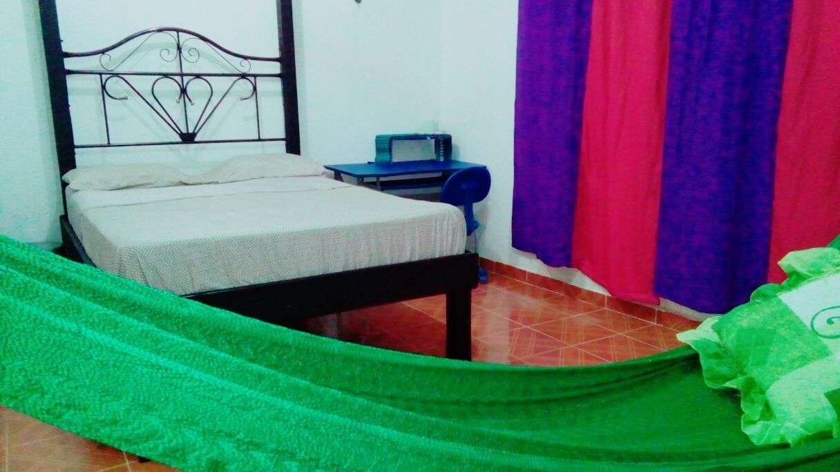 HOSTAL VILLA MERCEDES (HABITACION TAUCH)