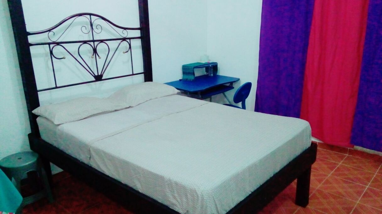 HOSTAL VILLA MERCEDES (HABITACION TAUCH)