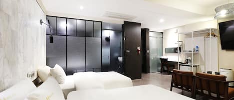 Suite (Twin Room)
