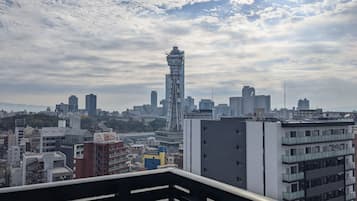 豪華四人房, 多張床, 非吸煙房, 城市景觀 | 陽台景觀