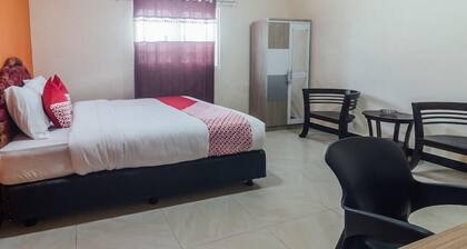 OYO 2010 Satria Guest House