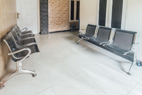 OYO 2010 Satria Guest House
