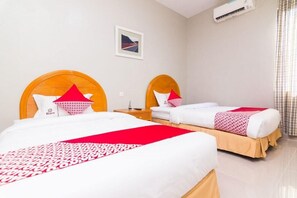 Room - Oyo 1867 Kara Guest House (Batam)