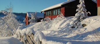 5-s hytte på Skeikampen ved sjø og turstier