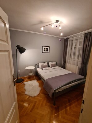 Kamar Double | Setrika/meja setrika dan Wi-Fi gratis