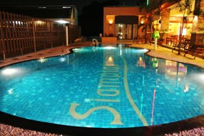 Pool - Siam Platinum Pattaya (Pattaya)
