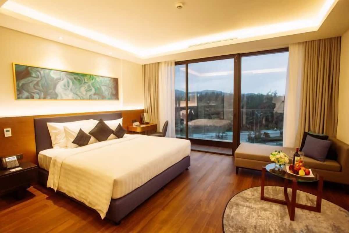 2 habitaciones, minibar y caja de seguridad en la habitación