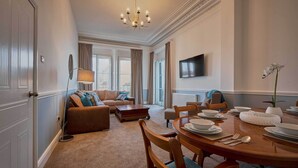 Apartment | Dining room - No.10 Zetland (Saltburn-by-the-Sea)