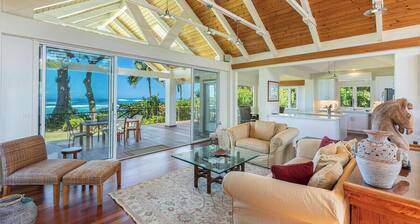 Luxury Beachfront Home in Haena