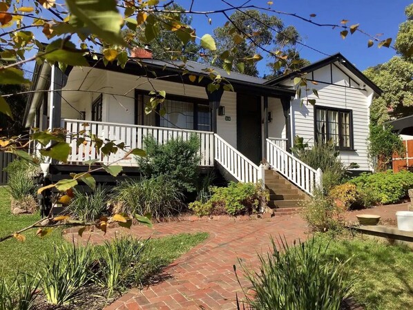 Exterior - Country Cottage perfect for families (Healesville)
