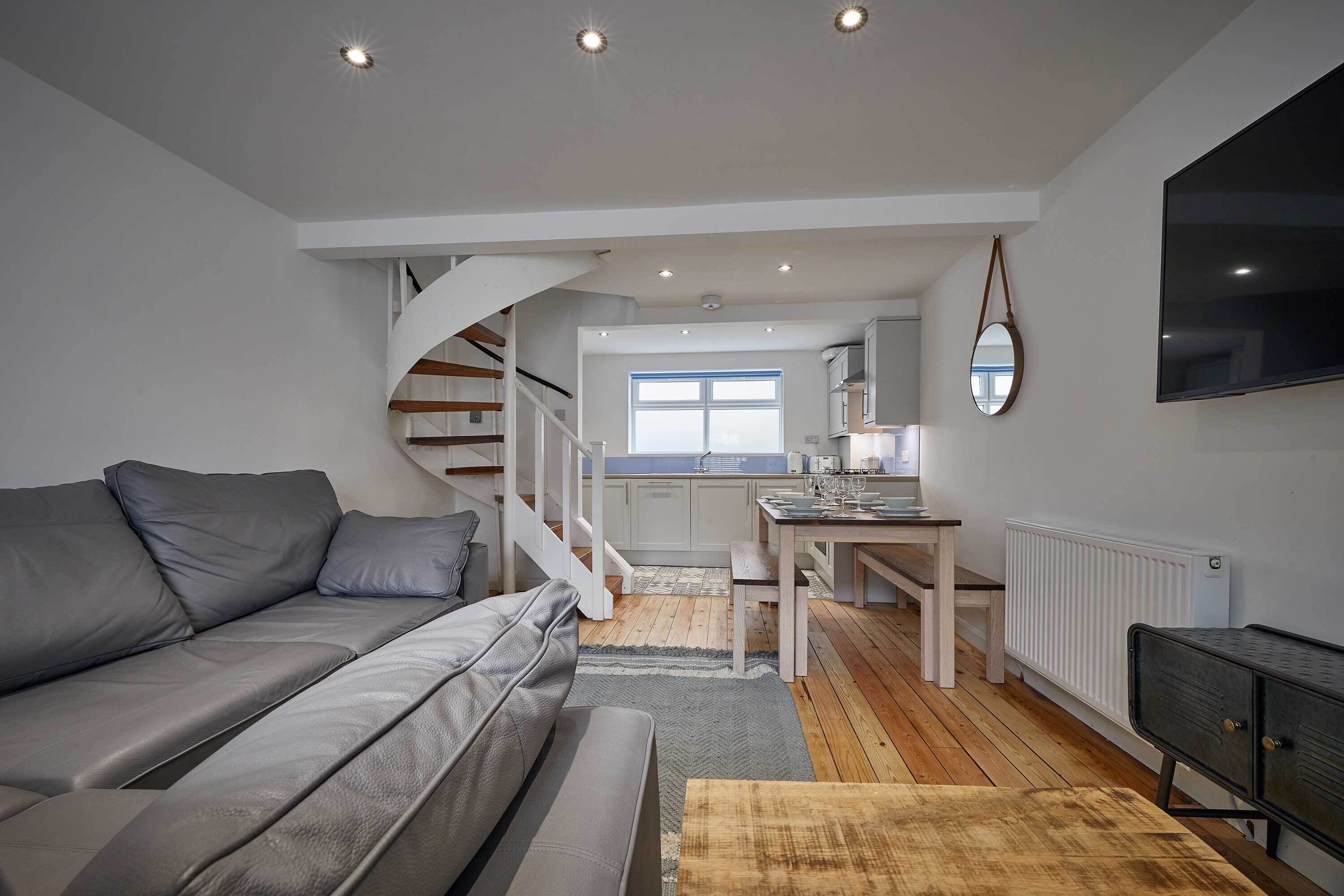 Cottage | Living area | Flat-screen TV