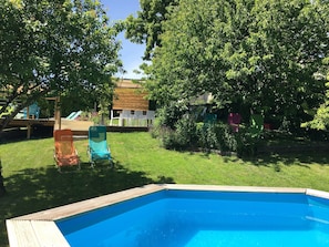 Outdoor pool, a heated pool - Charming 4 Bedroom 4 Bathroom Gite - 2 Adjoining Cottages - Heated Plunge Pool (L'Isle-Jourdain)