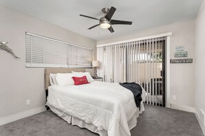 2 bedrooms, desk, free WiFi, bed sheets