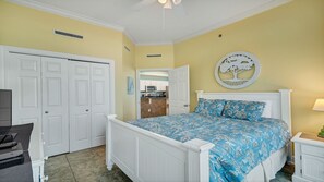 4 bedrooms, iron/ironing board, free WiFi, bed sheets - Wow!!  New Owner and New to Rental Market! (Orange Beach)