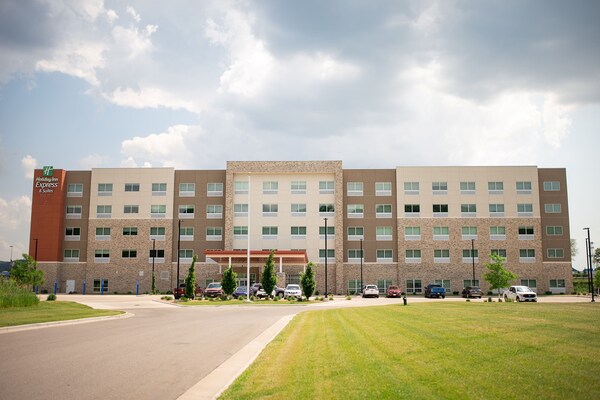 Holiday Inn Express & Suites Onalaska La Crosse Area By Ihg - La Crosse, WI