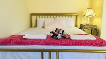 Deluxe Apartment | Individually decorated, individually furnished, laptop workspace
