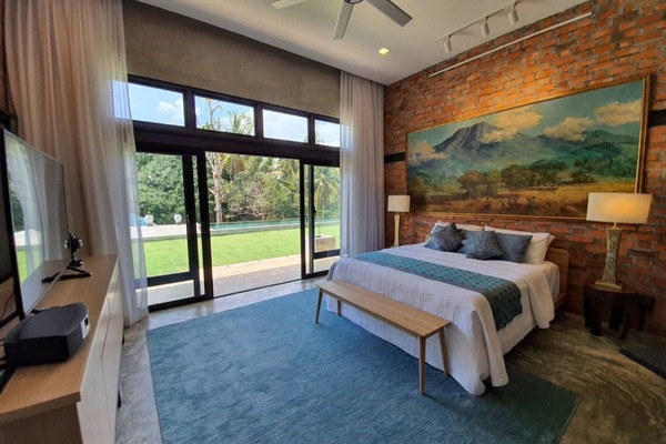 Suite – premium | Safe på rommet, lydisolert, strykejern/-brett og wi-fi (inkludert)