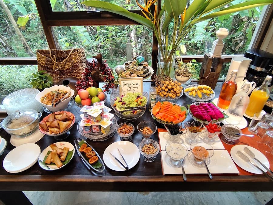 Breakfast buffet