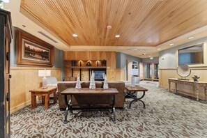 Interior - River Run Condo w/ Courtyard Views on Private Balcony, Close to Gondola/Shops (Keystone)