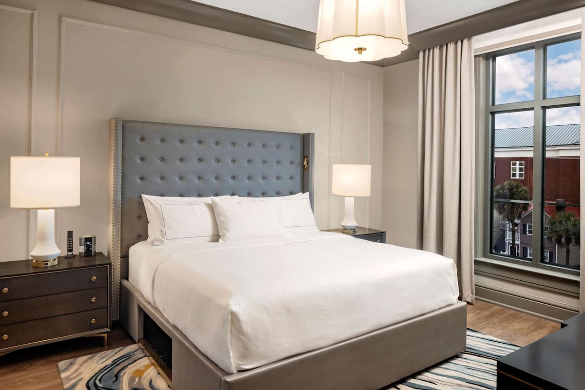 Premium bedding, down comforters, in-room safe, individually decorated