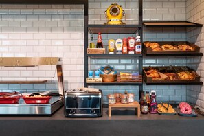 Daily cooked-to-order breakfast for a fee - Moxy Chester (Chester)