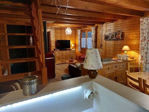 Chalet "Les Bruyères", 3 * (Classement Meublé de Tourisme 2025). 4 ch, 2sdb