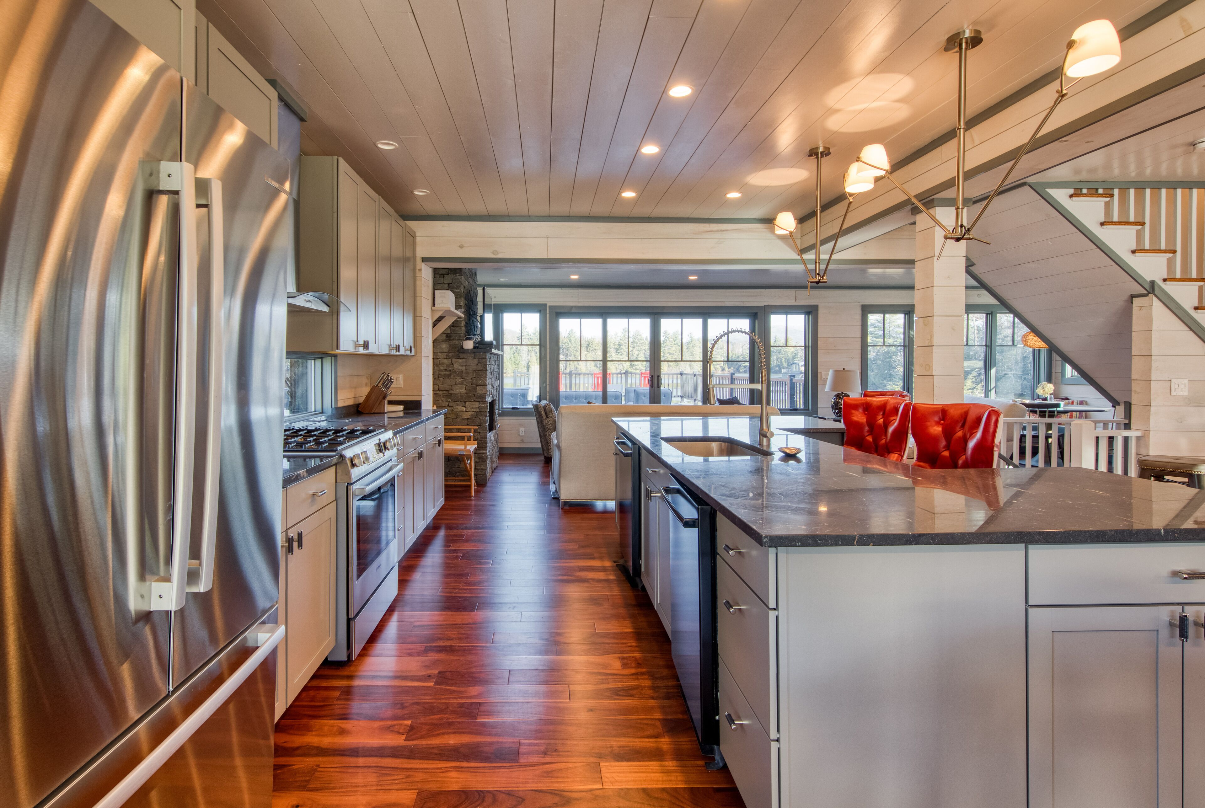 Waterfront Masterpiece House AMAZING LOCATION walking distance to Main Street