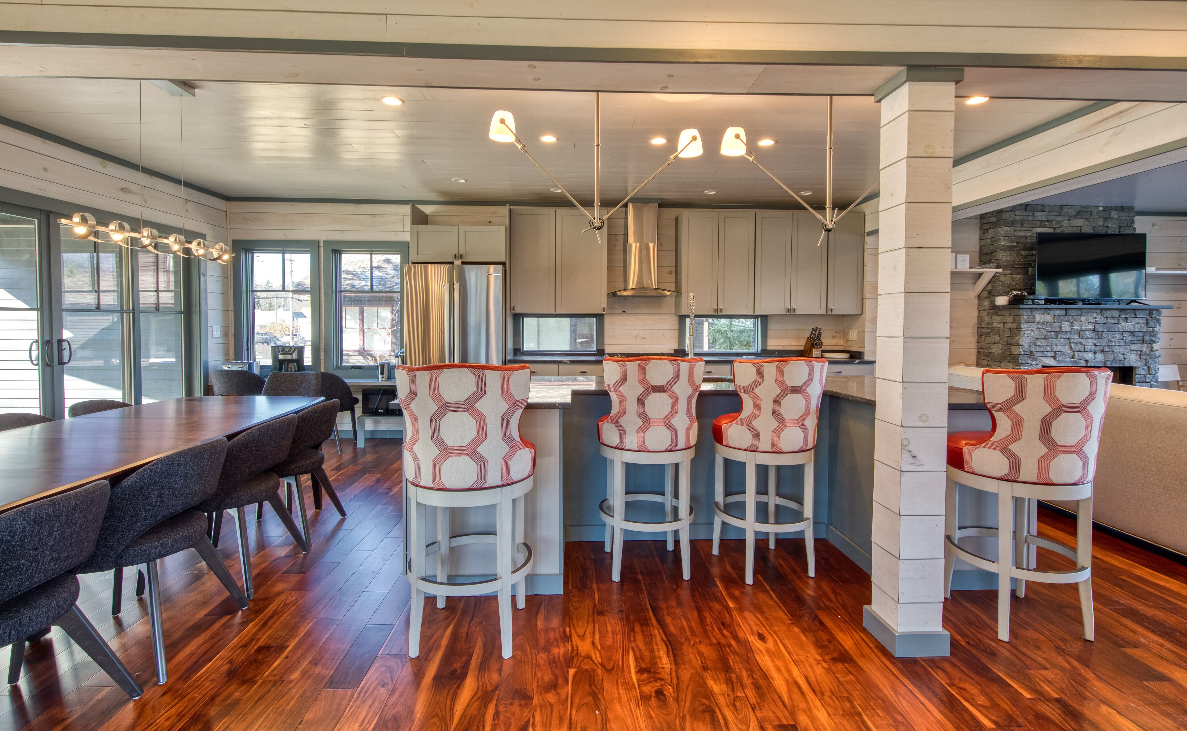 Waterfront Masterpiece House AMAZING LOCATION walking distance to Main Street