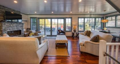 Waterfront Masterpiece House AMAZING LOCATION walking distance to Main Street