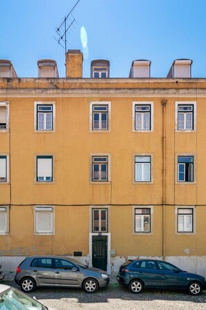 Exterior - Premium River View Apartment (Lisbon)