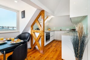 Apartment, 2 Bedrooms | Private kitchen | Fridge, microwave, stovetop, dishwasher - Premium River View Apartment (Lisbon)