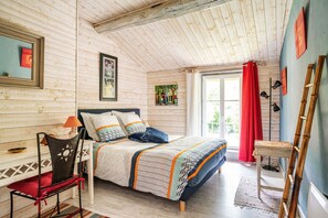 2 quartos, ferros/tábuas de passar roupa, Wi-Fi de cortesia