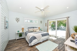 House, 4 Bedrooms | 4 bedrooms - Barefoot Bungalow by AMI Locals (Holmes Beach)