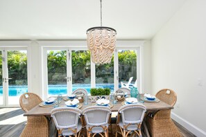 House, 4 Bedrooms | Dining